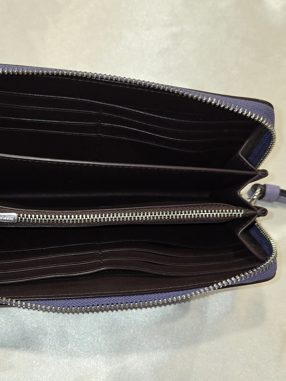 Coach Light Violet Leather Zip Around Wallet with Detachable Wrist Strap - Picture 10 of 15